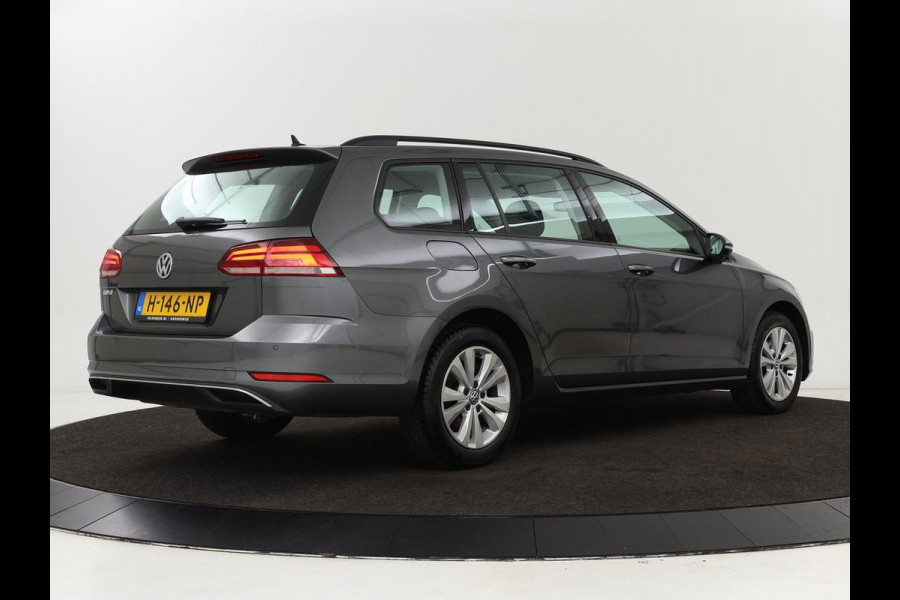 Volkswagen Golf 1.0 TSI Comfortline | Stoelverwarming | Carplay | Massage | Navigatie | ErgoActive | Adaptive cruise | Climate control | Parkeerhulp