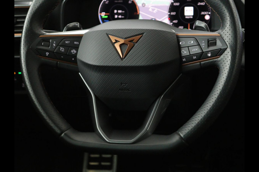 CUPRA Formentor 1.4 e-Hybrid VZ | 245pk | Camera | Adaptive cruise | Stuurverwarming | Sfeerverlichting | Navigatie | Keyless | Full LED | PHEV