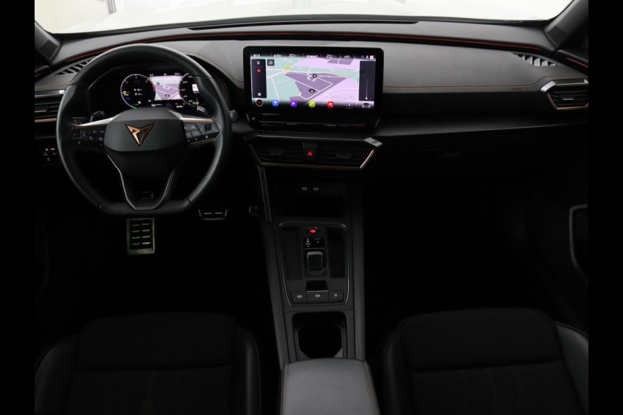 CUPRA Formentor 1.4 e-Hybrid VZ | 245pk | Camera | Adaptive cruise | Stuurverwarming | Sfeerverlichting | Navigatie | Keyless | Full LED | PHEV