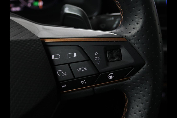 CUPRA Formentor 1.4 e-Hybrid VZ | 245pk | Camera | Adaptive cruise | Stuurverwarming | Sfeerverlichting | Navigatie | Keyless | Full LED | PHEV