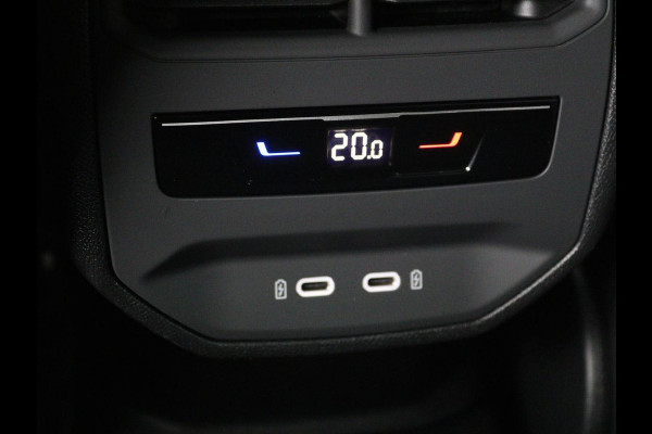 CUPRA Formentor 1.4 e-Hybrid VZ | 245pk | Camera | Adaptive cruise | Stuurverwarming | Sfeerverlichting | Navigatie | Keyless | Full LED | PHEV