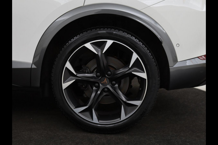 CUPRA Formentor 1.4 e-Hybrid VZ | 245pk | Camera | Adaptive cruise | Stuurverwarming | Sfeerverlichting | Navigatie | Keyless | Full LED | PHEV