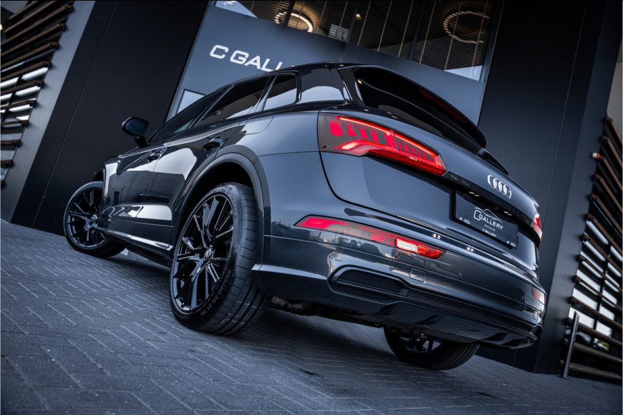 Audi Q5 50 TFSI e quattro S edition - S Line | Panorama | Luchtvering | HUD | Elektrische stoelen