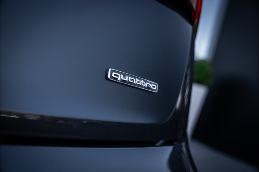 Audi Q5 50 TFSI e quattro S edition - S Line | Panorama | Luchtvering | HUD | Elektrische stoelen