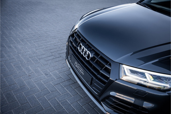 Audi Q5 50 TFSI e quattro S edition - S Line | Panorama | Luchtvering | HUD | Elektrische stoelen