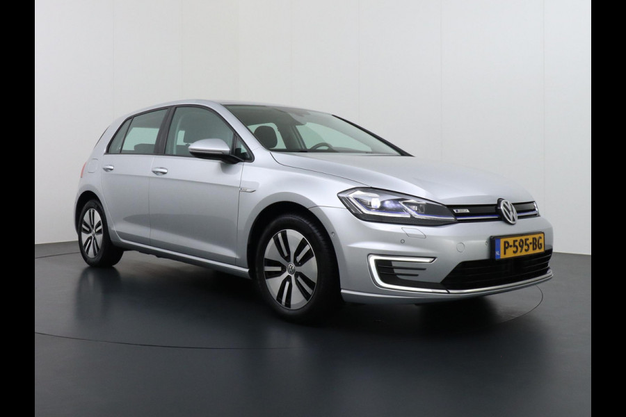 Volkswagen e-Golf e-Golf STOELVERWARMING | KEYLESS | RIJKLAAR INCL. 12 MND. BOVAGGARANTIE