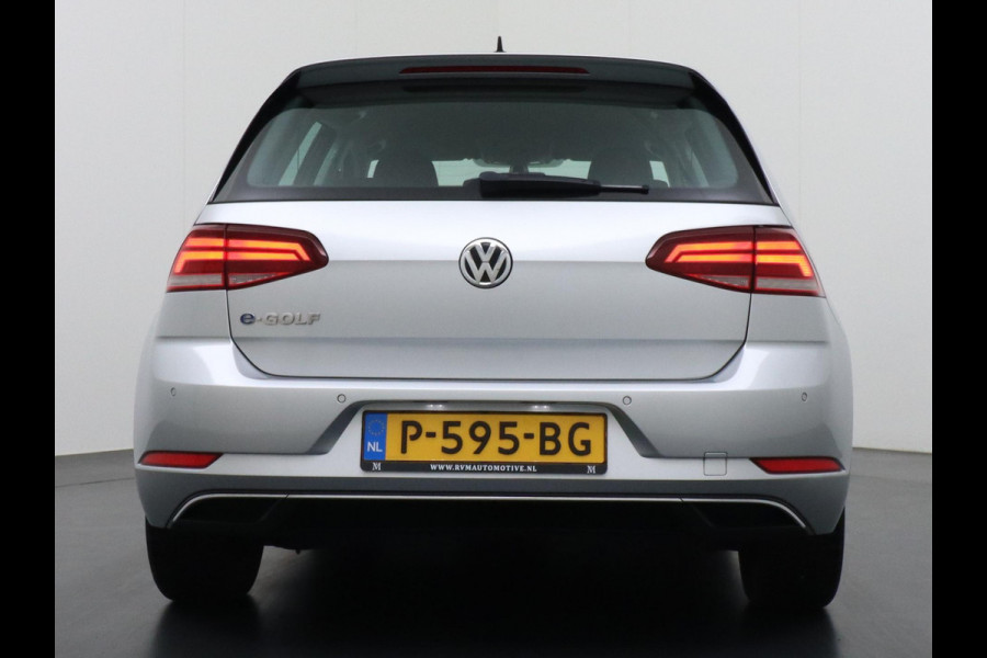 Volkswagen e-Golf e-Golf STOELVERWARMING | KEYLESS | RIJKLAAR INCL. 12 MND. BOVAGGARANTIE