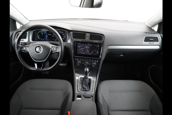 Volkswagen e-Golf e-Golf STOELVERWARMING | KEYLESS | RIJKLAAR INCL. 12 MND. BOVAGGARANTIE