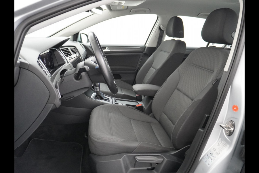 Volkswagen e-Golf e-Golf STOELVERWARMING | KEYLESS | RIJKLAAR INCL. 12 MND. BOVAGGARANTIE