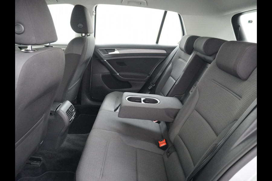 Volkswagen e-Golf e-Golf STOELVERWARMING | KEYLESS | RIJKLAAR INCL. 12 MND. BOVAGGARANTIE