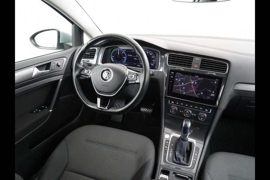 Volkswagen e-Golf e-Golf STOELVERWARMING | KEYLESS | RIJKLAAR INCL. 12 MND. BOVAGGARANTIE