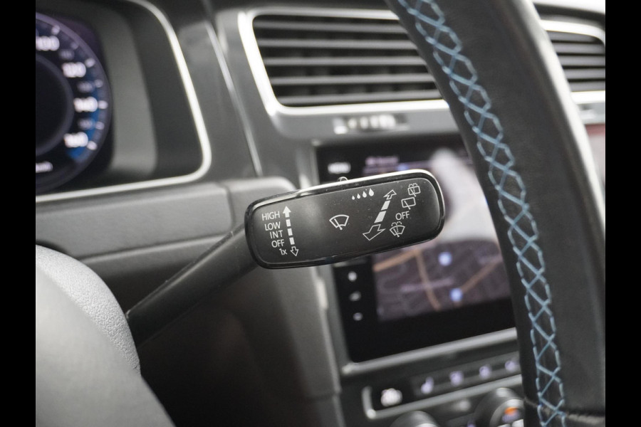 Volkswagen e-Golf e-Golf STOELVERWARMING | KEYLESS | RIJKLAAR INCL. 12 MND. BOVAGGARANTIE