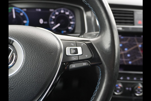 Volkswagen e-Golf e-Golf STOELVERWARMING | KEYLESS | RIJKLAAR INCL. 12 MND. BOVAGGARANTIE