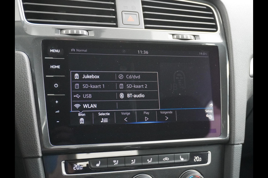 Volkswagen e-Golf e-Golf STOELVERWARMING | KEYLESS | RIJKLAAR INCL. 12 MND. BOVAGGARANTIE