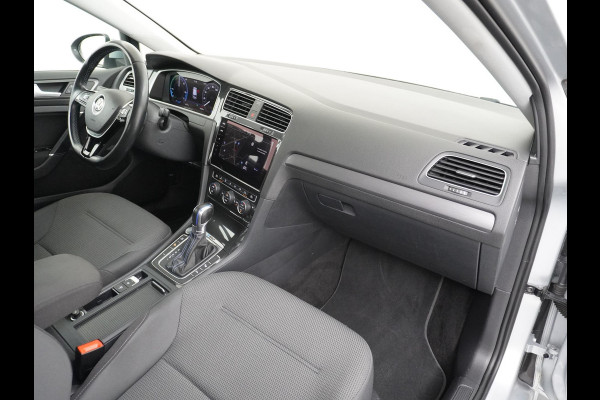 Volkswagen e-Golf e-Golf STOELVERWARMING | KEYLESS | RIJKLAAR INCL. 12 MND. BOVAGGARANTIE