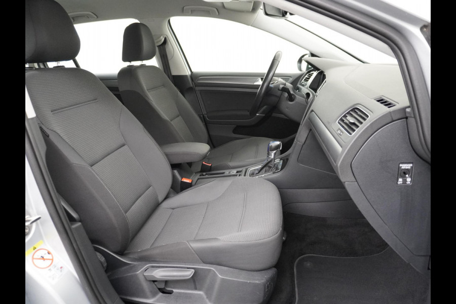 Volkswagen e-Golf e-Golf STOELVERWARMING | KEYLESS | RIJKLAAR INCL. 12 MND. BOVAGGARANTIE