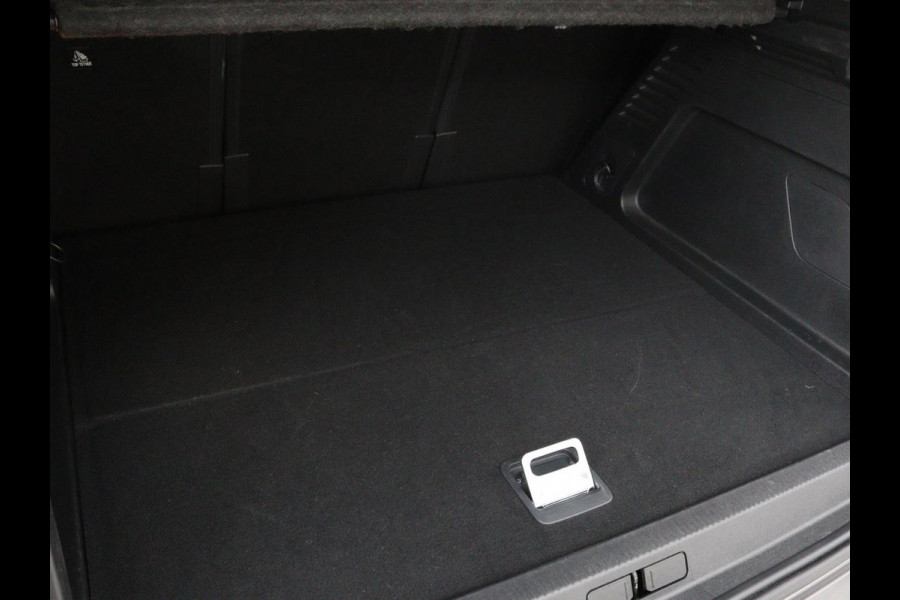 Citroën C5 Aircross 1.6 Plug in Hybrid Business Plus | Adaptive cruise | Carplay | Half leder | Keyless | Camera | Full LED | Dodehoek detectie | Navigatie