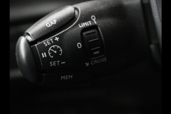 Citroën C5 Aircross 1.6 Plug in Hybrid Business Plus | Adaptive cruise | Carplay | Half leder | Keyless | Camera | Full LED | Dodehoek detectie | Navigatie