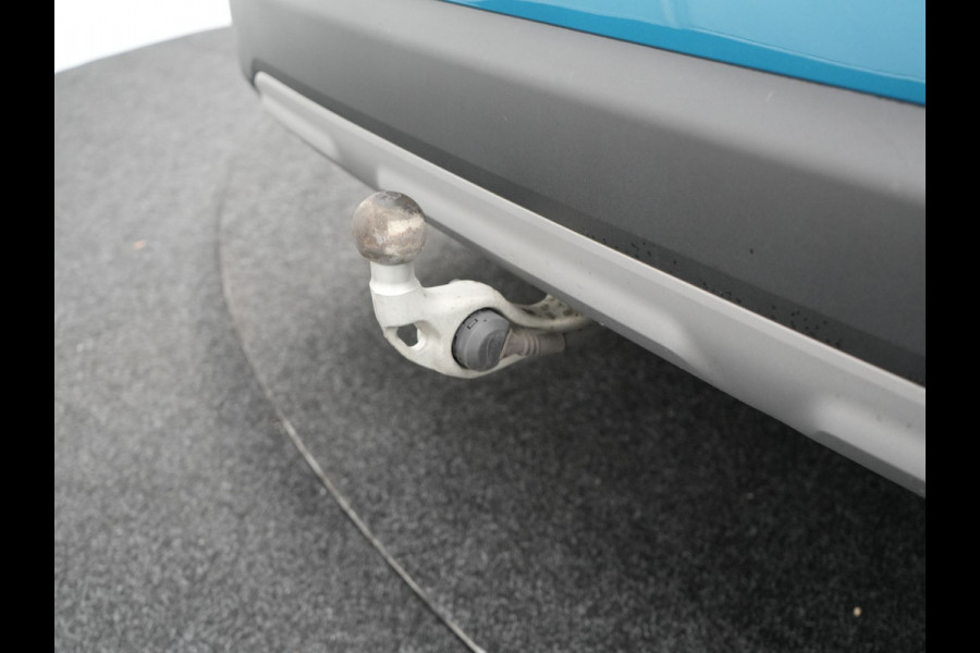 BMW X1 xDrive25e Plug In Hybrid 245pk Dealer O.H PHEV | Trekhaak af Fabriek | Adaptive Cruise | Sportstoelen Memory | Stuur & Stoelverwarming | Harman Kardon | Widescreen Navi | Sfeerverlichting | Keyless |