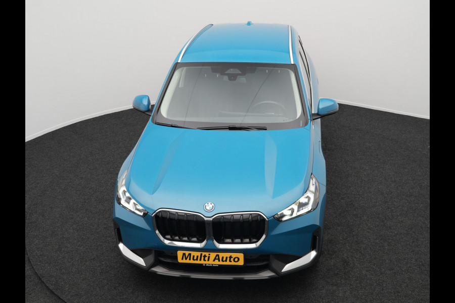 BMW X1 xDrive25e Plug In Hybrid 245pk Dealer O.H PHEV | Trekhaak af Fabriek | Adaptive Cruise | Sportstoelen Memory | Stuur & Stoelverwarming | Harman Kardon | Widescreen Navi | Sfeerverlichting | Keyless |