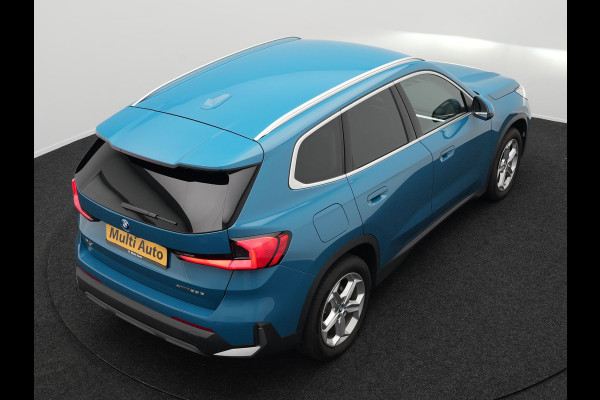 BMW X1 xDrive25e Plug In Hybrid 245pk Dealer O.H PHEV | Trekhaak af Fabriek | Adaptive Cruise | Sportstoelen Memory | Stuur & Stoelverwarming | Harman Kardon | Widescreen Navi | Sfeerverlichting | Keyless |