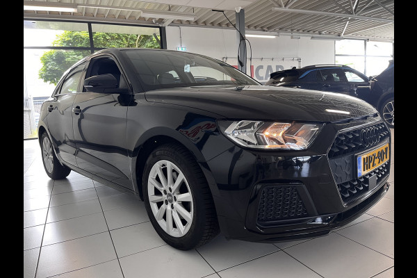 Audi A1 Sportback 30 TFSI DAB, Navigatie Full Map, Voorstoelen Verwarmd