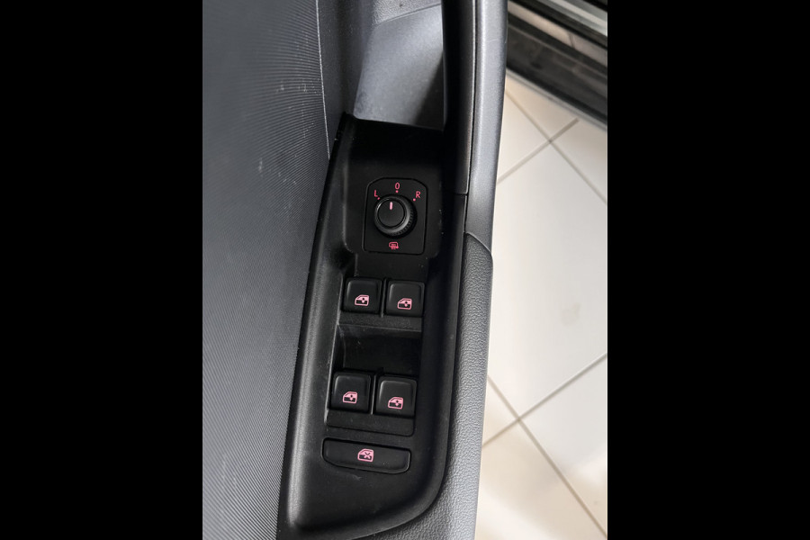 Audi A1 Sportback 30 TFSI DAB, Navigatie Full Map, Voorstoelen Verwarmd