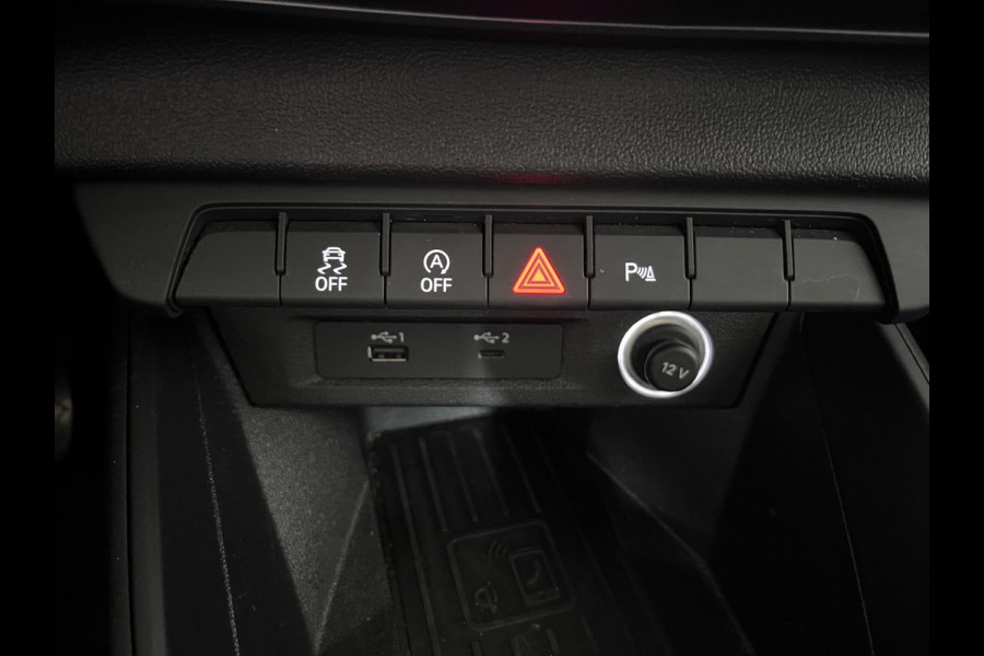 Audi A1 Sportback 30 TFSI DAB, Navigatie Full Map, Voorstoelen Verwarmd