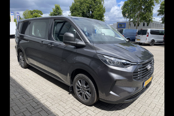 Ford Transit Custom 320 2.0 TDCI L2H1 Trend originele Ford DC 5 persoons / vaste prijs rijklaar € 43.650 ex btw / lease vanaf € 717 / dubbele schuifdeur links rechts / stoelverwarming / trekhaak !