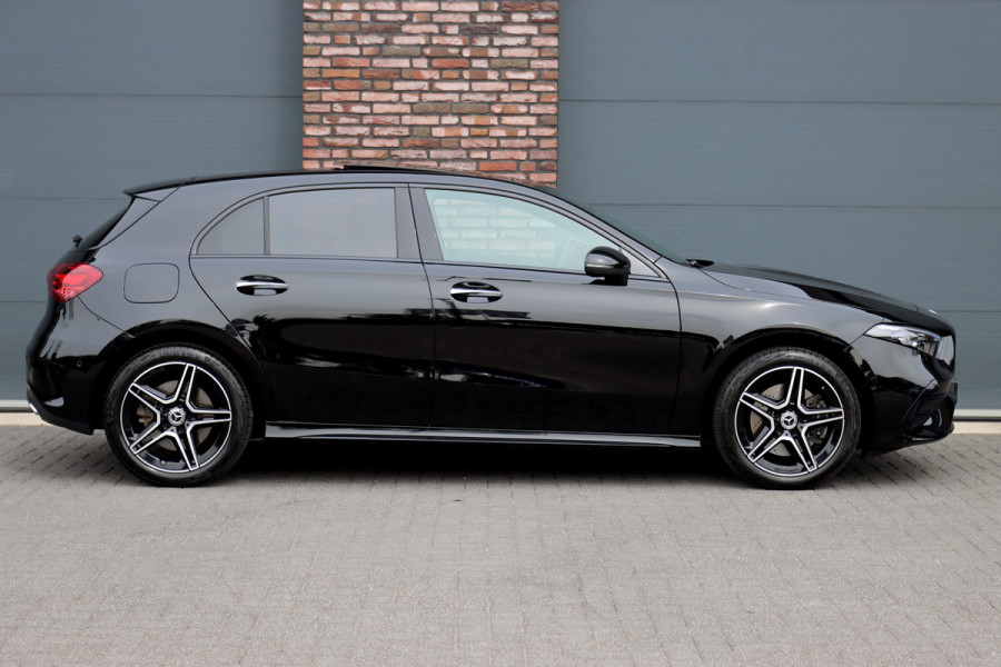 Mercedes-Benz A-Klasse 250 e AMG Line Premium Aut8 | Distronic | Panoramadak | Burmester | Verwarmd Stuurwiel | Keyless Go | Camera | Multibeam LED |