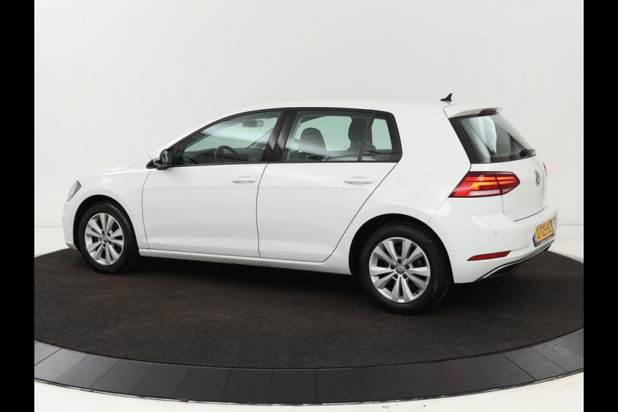 Volkswagen Golf 1.0 TSI Comfortline | 1e eigenaar | Carplay | Adaptive cruise | Navigatie | Climate control | Parkeerhulp | Bluetooth
