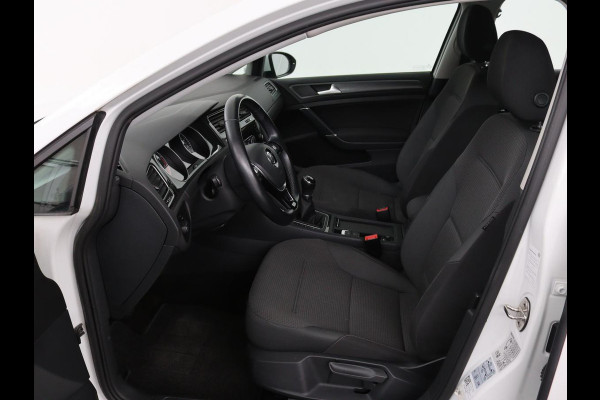 Volkswagen Golf 1.0 TSI Comfortline | 1e eigenaar | Carplay | Adaptive cruise | Navigatie | Climate control | Parkeerhulp | Bluetooth