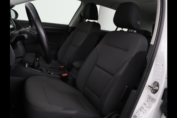 Volkswagen Golf 1.0 TSI Comfortline | 1e eigenaar | Carplay | Adaptive cruise | Navigatie | Climate control | Parkeerhulp | Bluetooth