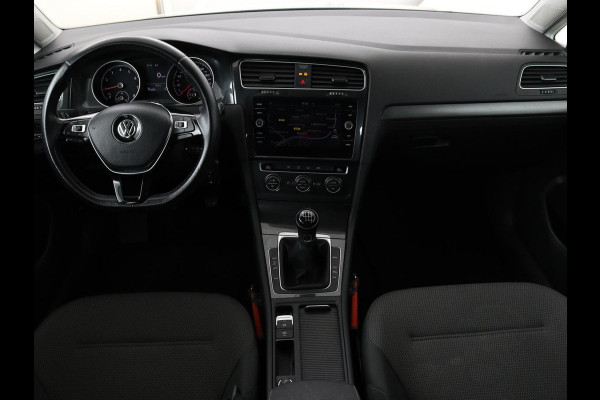 Volkswagen Golf 1.0 TSI Comfortline | 1e eigenaar | Carplay | Adaptive cruise | Navigatie | Climate control | Parkeerhulp | Bluetooth