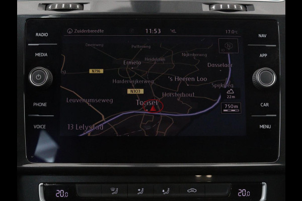 Volkswagen Golf 1.0 TSI Comfortline | 1e eigenaar | Carplay | Adaptive cruise | Navigatie | Climate control | Parkeerhulp | Bluetooth