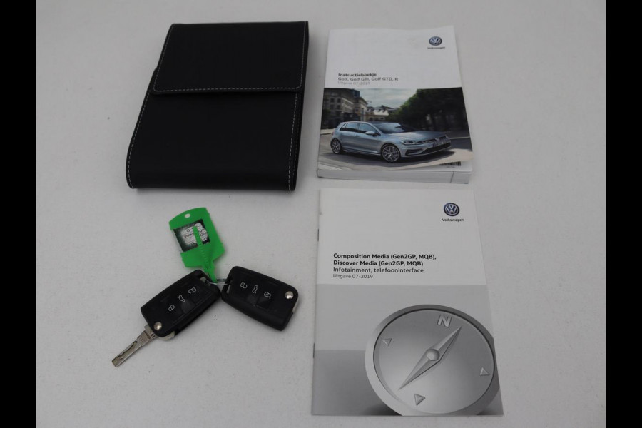 Volkswagen Golf 1.0 TSI Comfortline | 1e eigenaar | Carplay | Adaptive cruise | Navigatie | Climate control | Parkeerhulp | Bluetooth