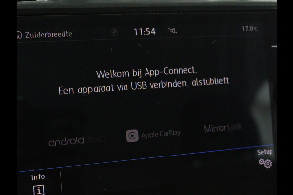 Volkswagen Golf 1.0 TSI Comfortline | 1e eigenaar | Carplay | Adaptive cruise | Navigatie | Climate control | Parkeerhulp | Bluetooth