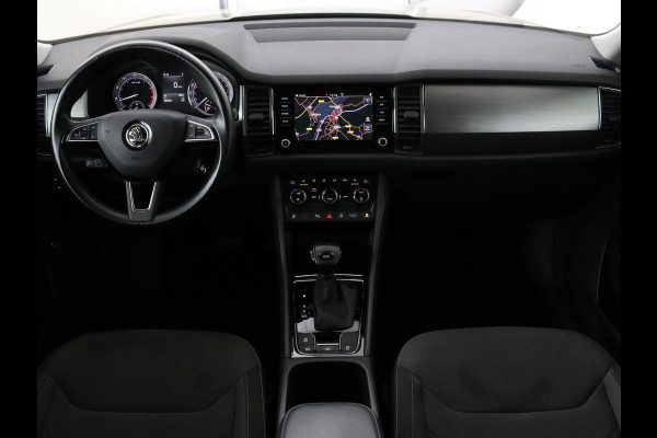 Škoda Kodiaq 1.4 TSI Ambition 7-persoons | Panoramadak | Stoel & stuurverwarming | Adaptive cruise | Trekhaak | Carplay | Full LED | Navigatie