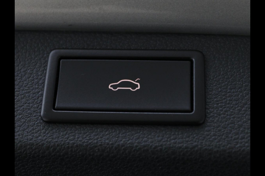Škoda Kodiaq 1.4 TSI Ambition 7-persoons | Panoramadak | Stoel & stuurverwarming | Adaptive cruise | Trekhaak | Carplay | Full LED | Navigatie