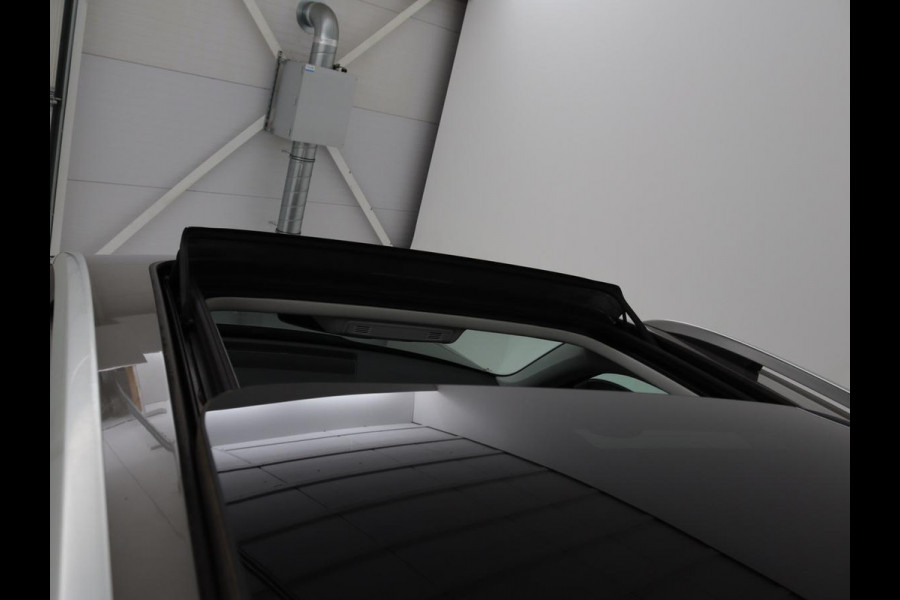 Škoda Kodiaq 1.4 TSI Ambition 7-persoons | Panoramadak | Stoel & stuurverwarming | Adaptive cruise | Trekhaak | Carplay | Full LED | Navigatie