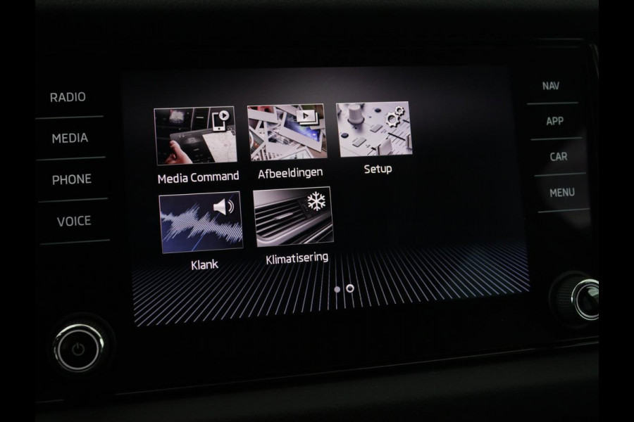 Škoda Kodiaq 1.4 TSI Ambition 7-persoons | Panoramadak | Stoel & stuurverwarming | Adaptive cruise | Trekhaak | Carplay | Full LED | Navigatie