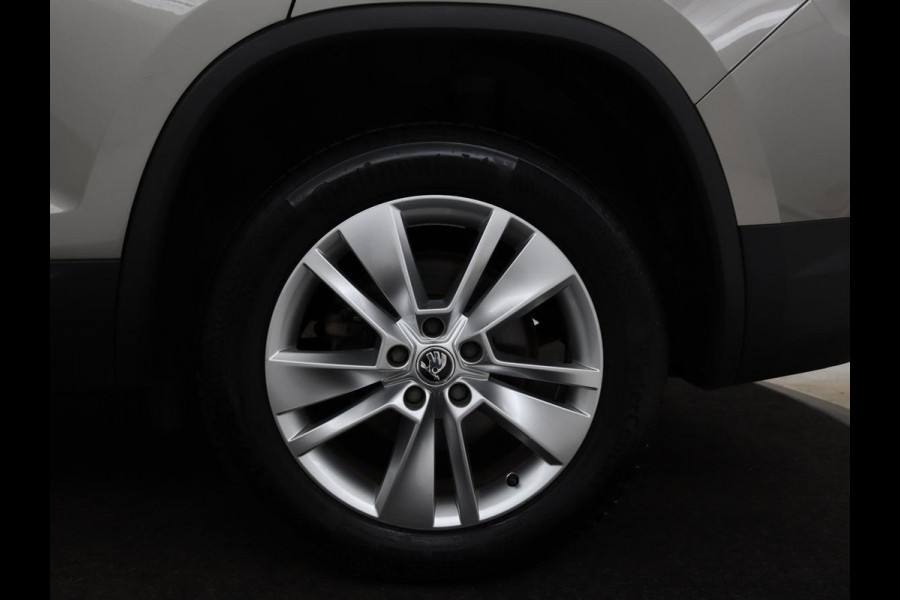 Škoda Kodiaq 1.4 TSI Ambition 7-persoons | Panoramadak | Stoel & stuurverwarming | Adaptive cruise | Trekhaak | Carplay | Full LED | Navigatie