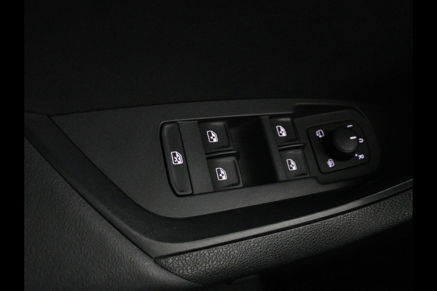 Škoda Kodiaq 1.4 TSI Ambition 7-persoons | Panoramadak | Stoel & stuurverwarming | Adaptive cruise | Trekhaak | Carplay | Full LED | Navigatie