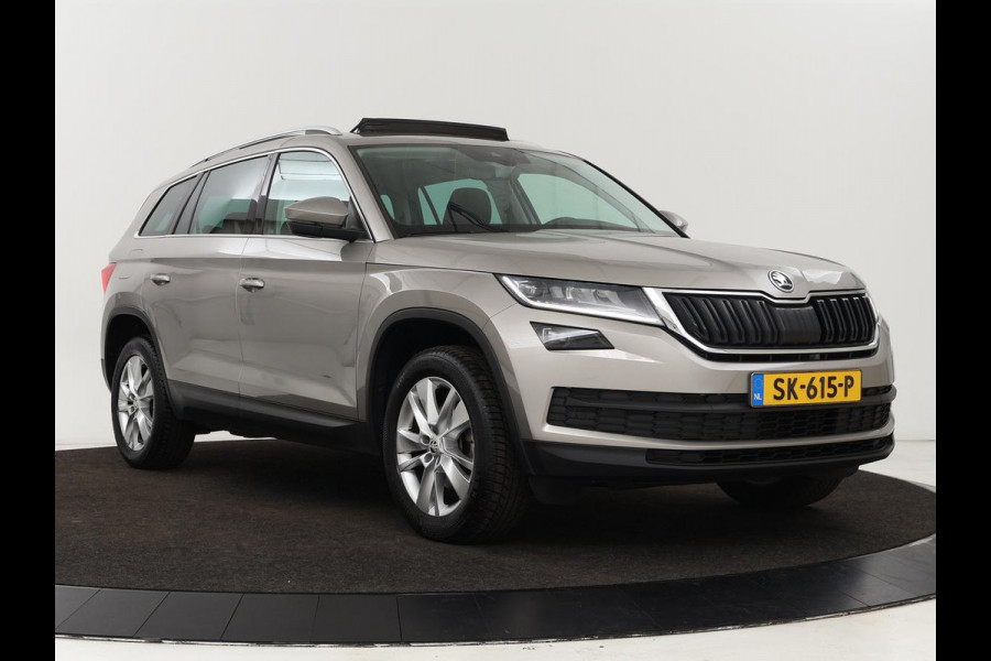 Škoda Kodiaq 1.4 TSI Ambition 7-persoons | Panoramadak | Stoel & stuurverwarming | Adaptive cruise | Trekhaak | Carplay | Full LED | Navigatie