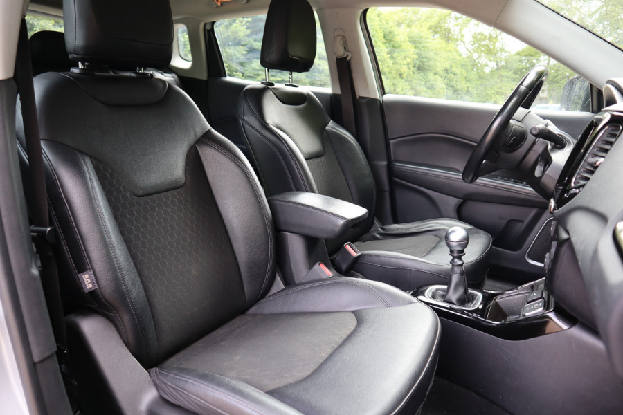 Jeep Compass 1.3T Night Eagle Liberty Edition | Trekhaak | Camera | Carplay |
