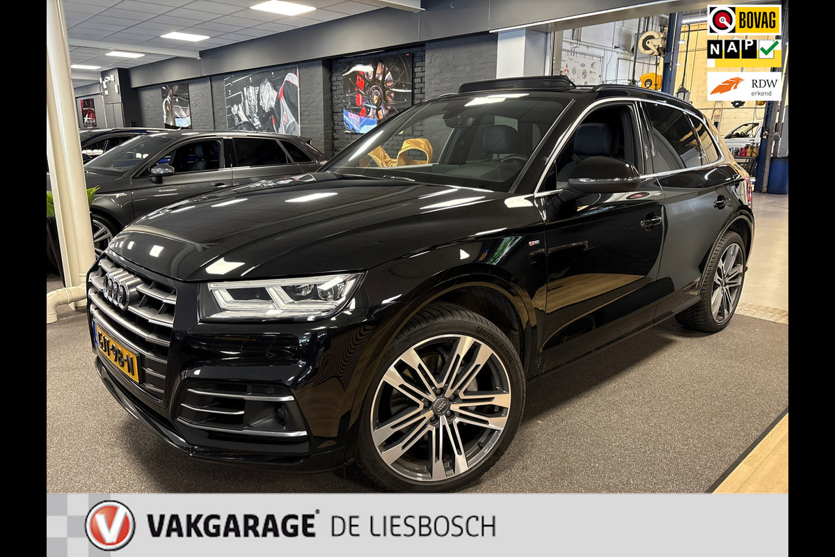 Audi Q5 55 TFSI e quattro S-line / Panorama-dak / leder-alcantara / Led-matrix