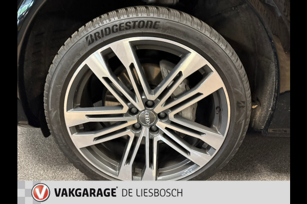 Audi Q5 55 TFSI e quattro S-line / Panorama-dak / leder-alcantara / Led-matrix