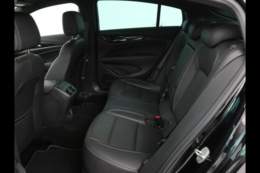 Opel Insignia Grand Sport 1.5 Turbo Executive | OPC Line | Leder | Stoel & stuurverwarming | Trekhaak | Camera | Keyless | Carplay | BOSE Sound | Navigatie