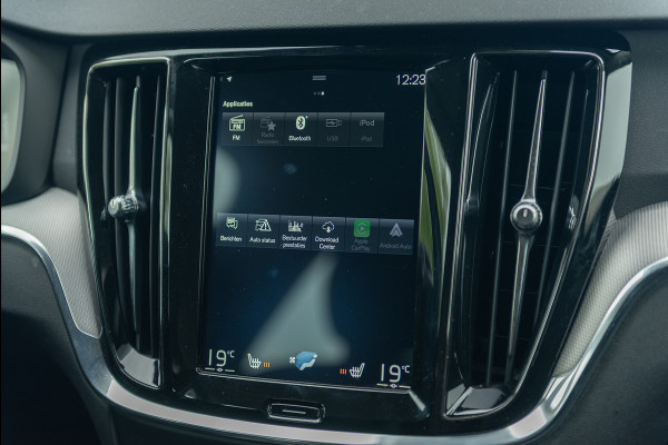 Volvo V60 T6 Aut. Plug-In Hybrid Inscription ACC Leder Stoelverwarming 340pk