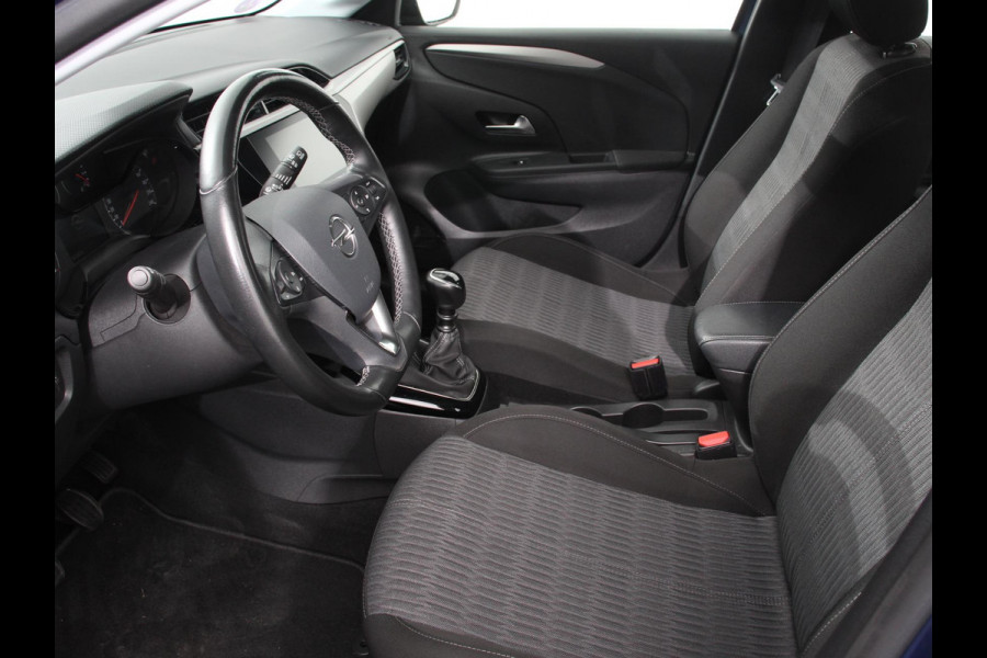 Opel Corsa 1.2 100pk Edition Navigatie Apple Carplay/Android Auto Dab Parkeersensoren achter Cruise Control Lichtmetalen velgen